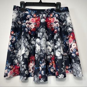 Abercrombie & Fitch Floral Mini Skirt size S